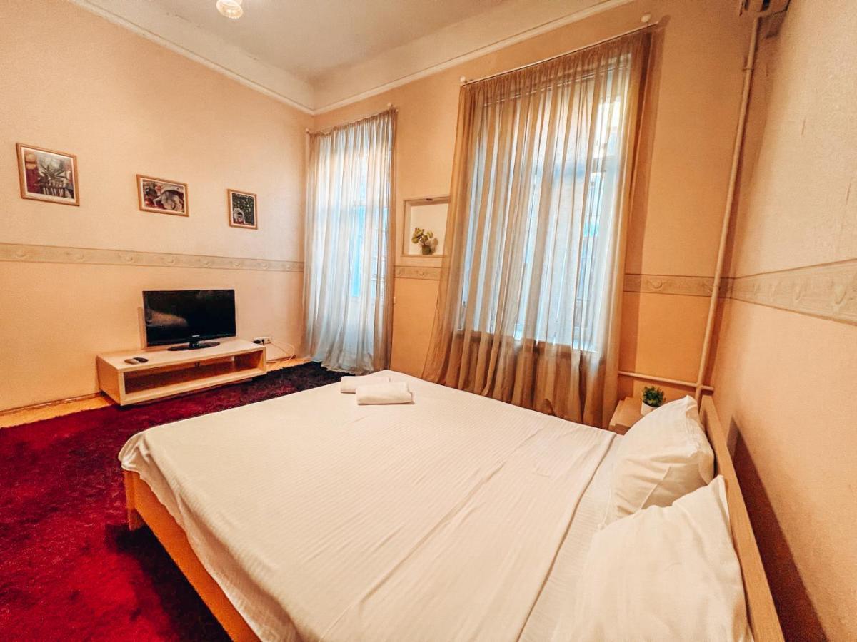 Apartment - Independence Square Kiev Bagian luar foto